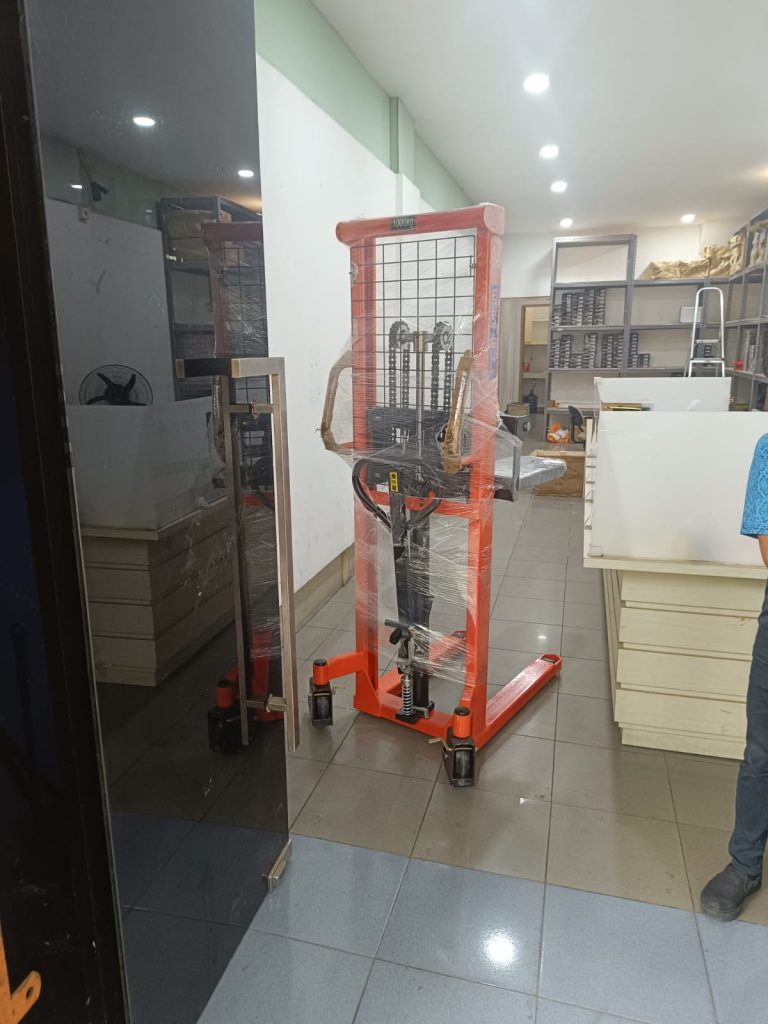 Hand Stacker setelah service dan siap kirim - Surya Sinar Abadi Hand Stacker setelah service dan siap kirim - Surya Sinar Abadi